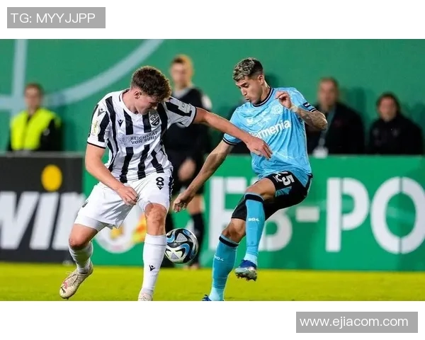 武汉羽毛球队在钻石联赛中的灵活性展现与战术分析