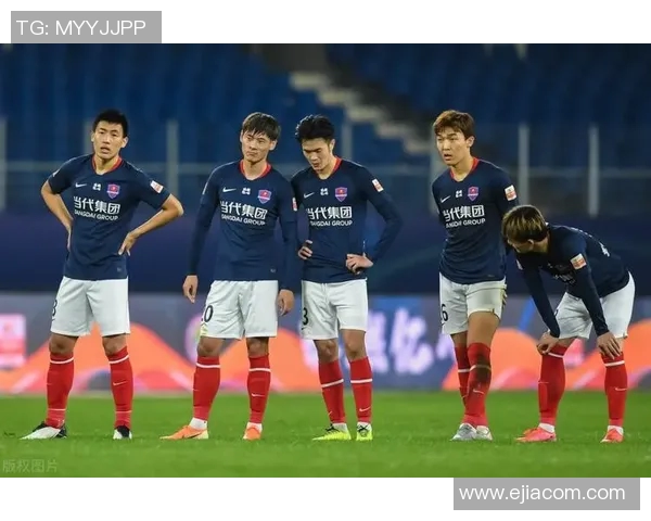 杭州足球队实力大变革引发热议球迷期待新篇章的到来 杭州足球队实力大变革引发热议球迷期待新篇章的到来